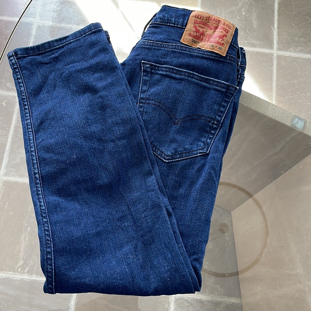 Levi’s, 502, 28/30, 5 pocket, medium wash, cotton/poly/elastane, EUC